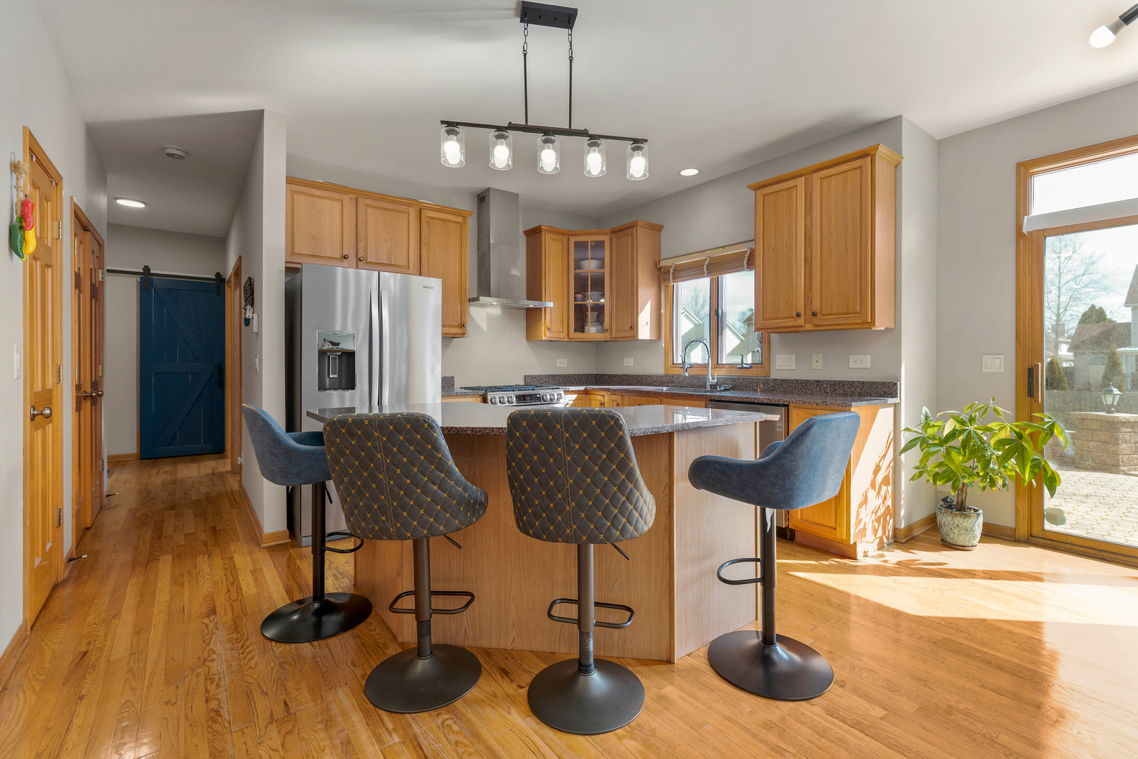 2052 Gardner Circle E