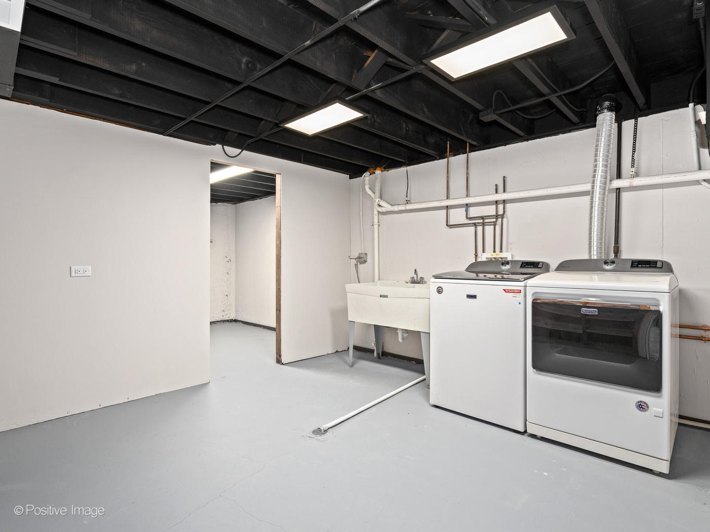 18442 Stewart Avenue