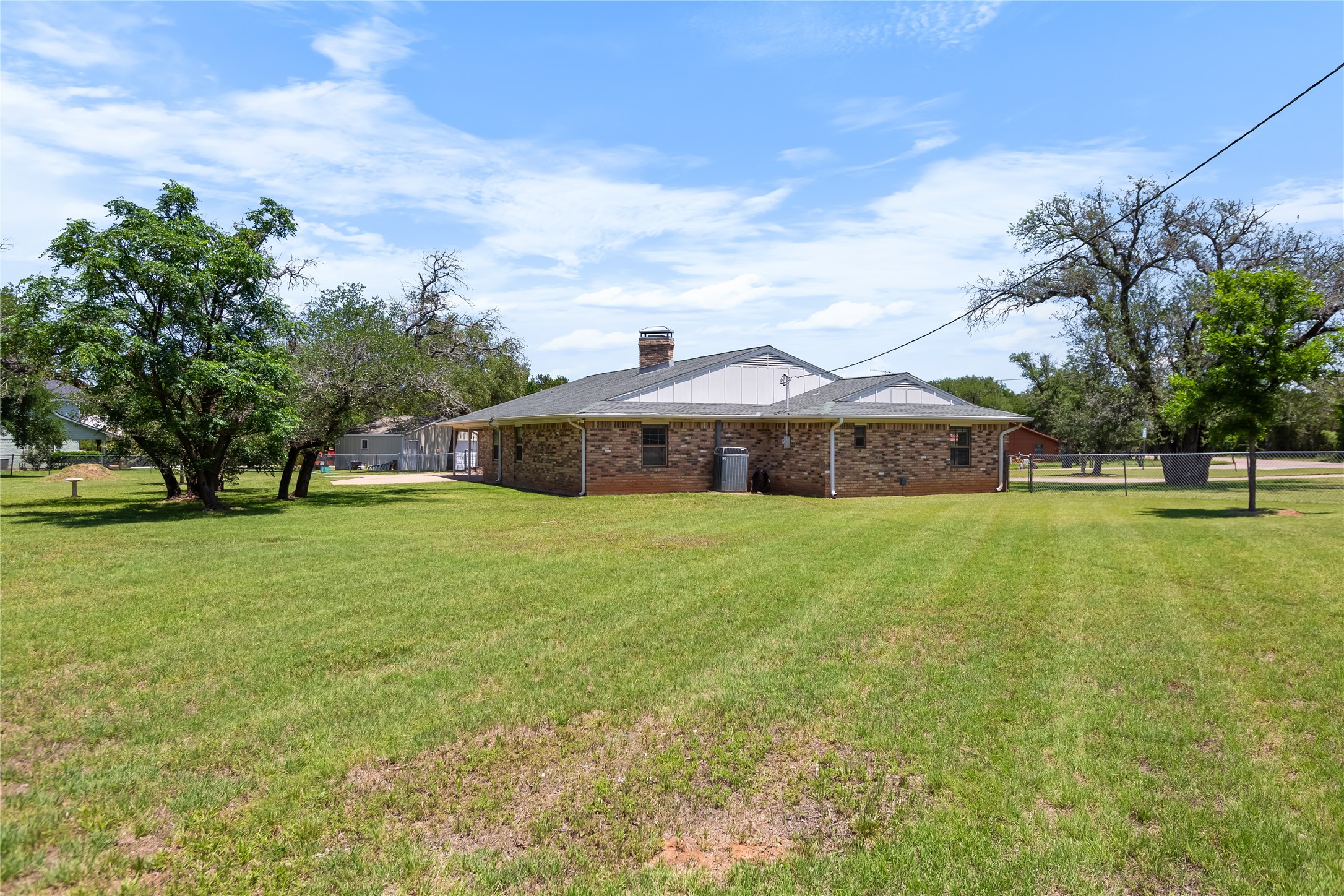 2485 Garrett Lane