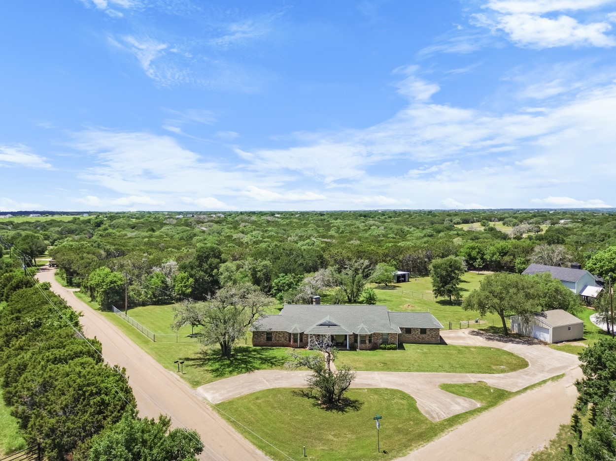 2485 Garrett Lane