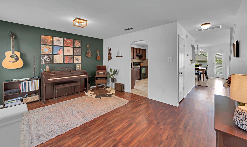 6608 Costa Drive
