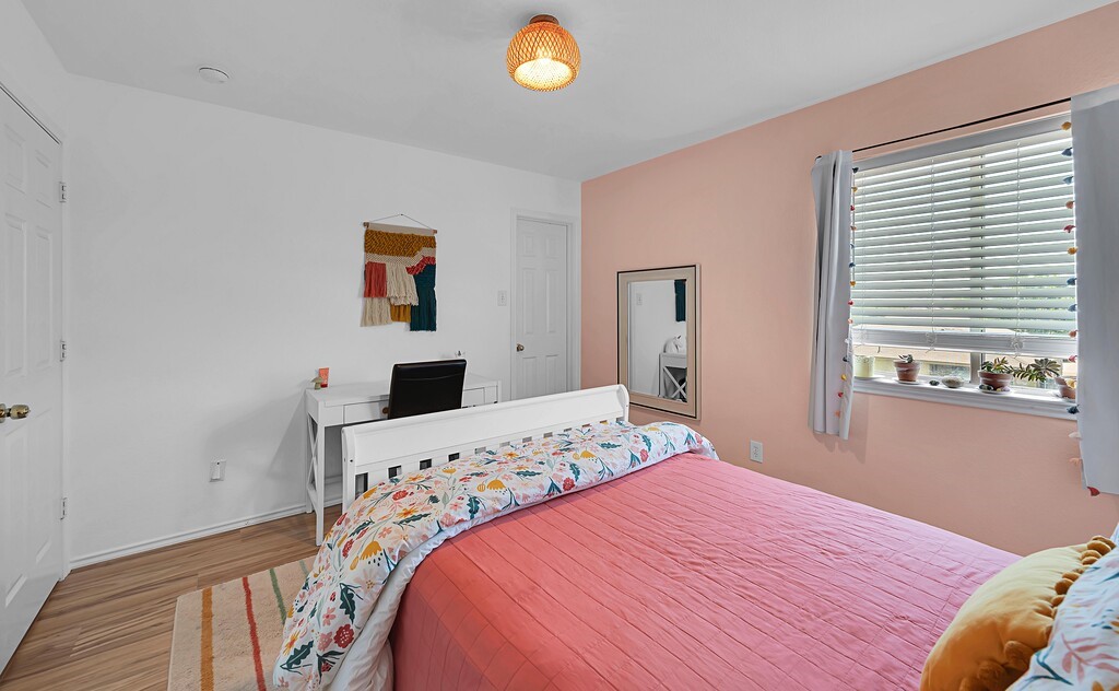 6608 Costa Drive
