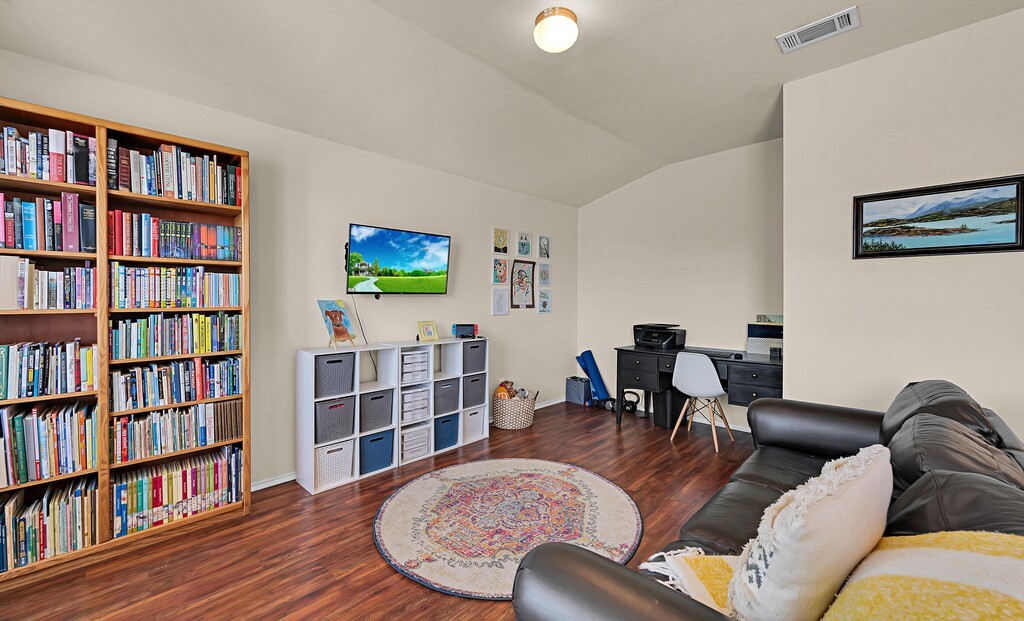 6608 Costa Drive