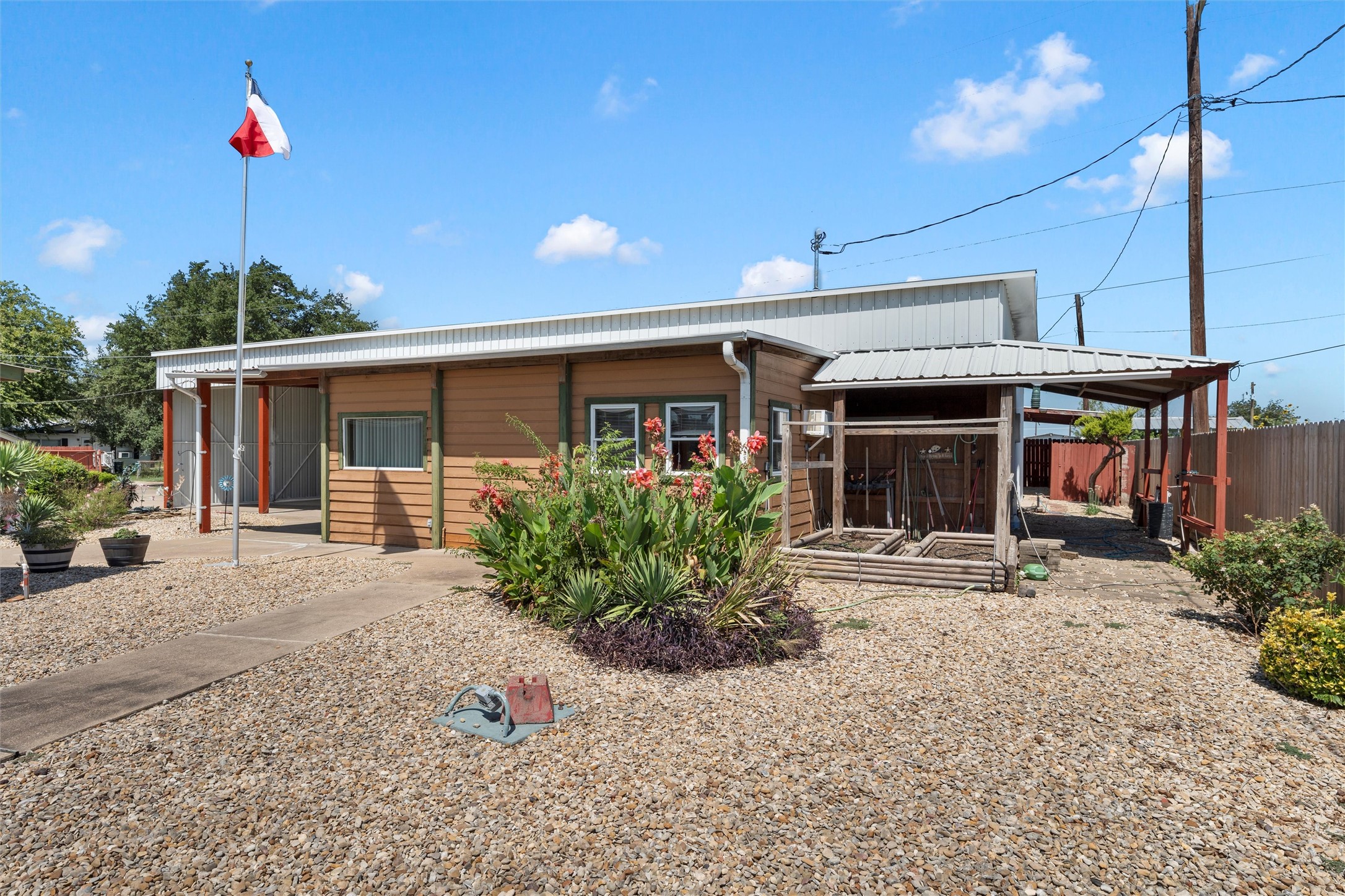 303 Westlake Drive