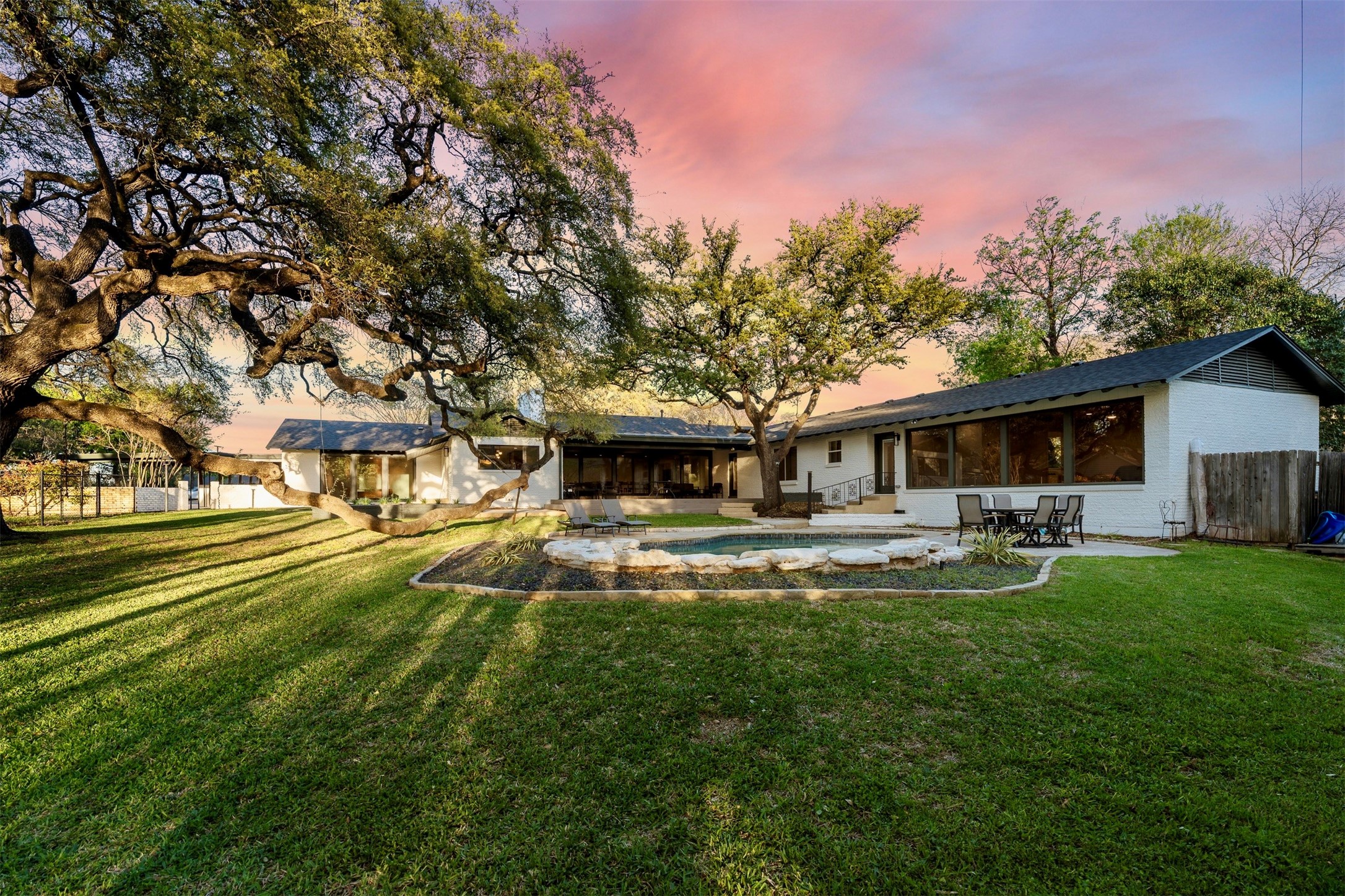 3400 Macarthur Drive