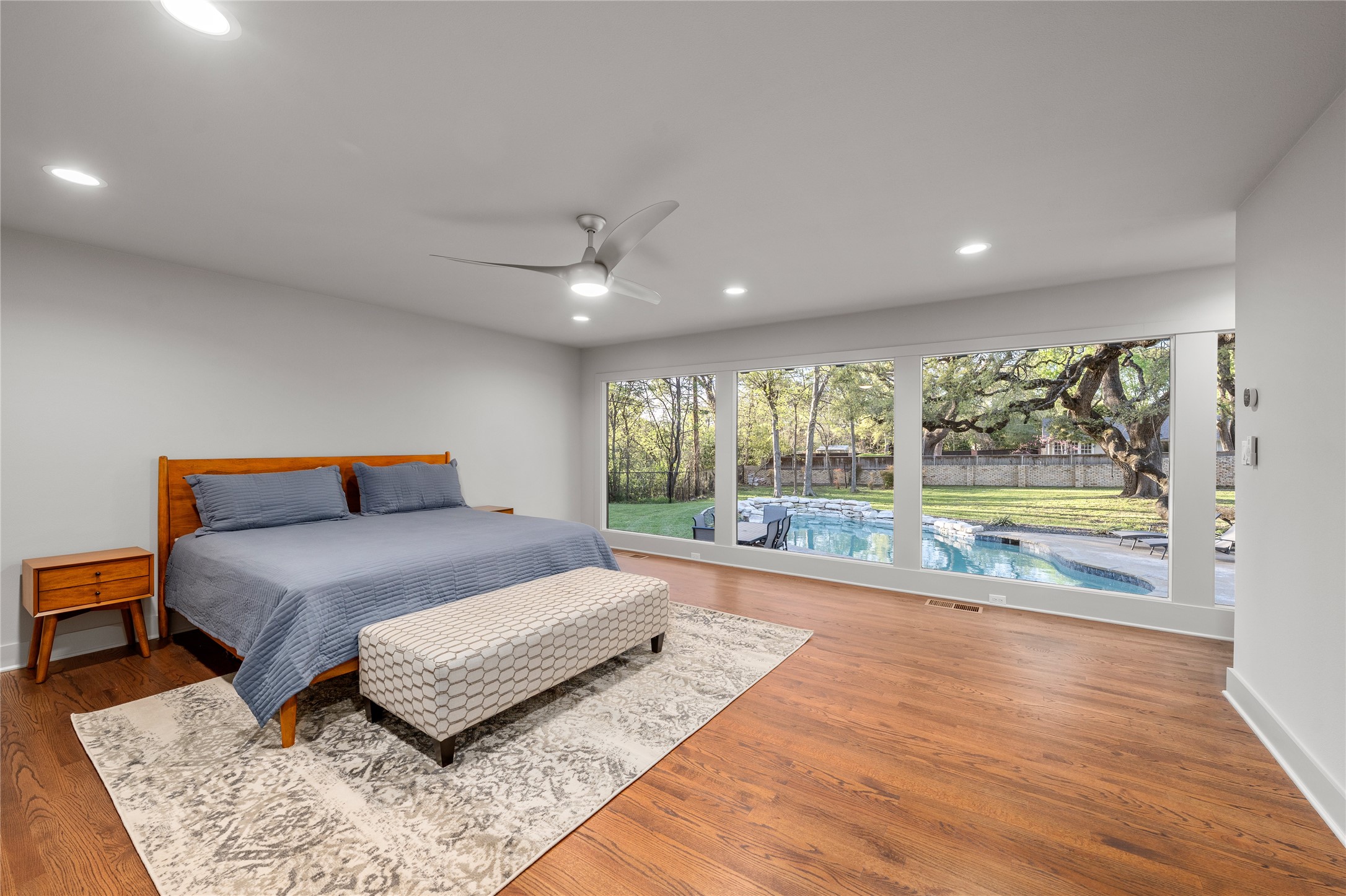 3400 Macarthur Drive