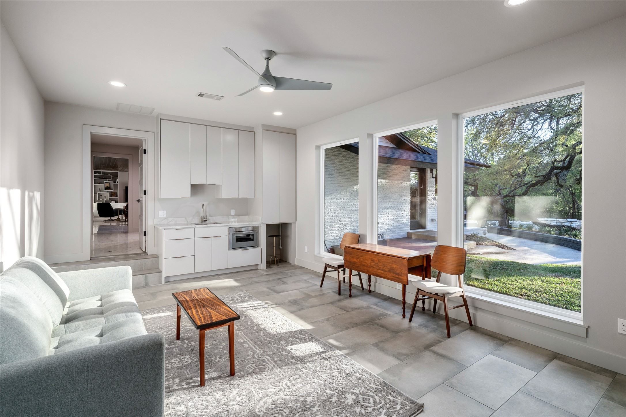 3400 Macarthur Drive