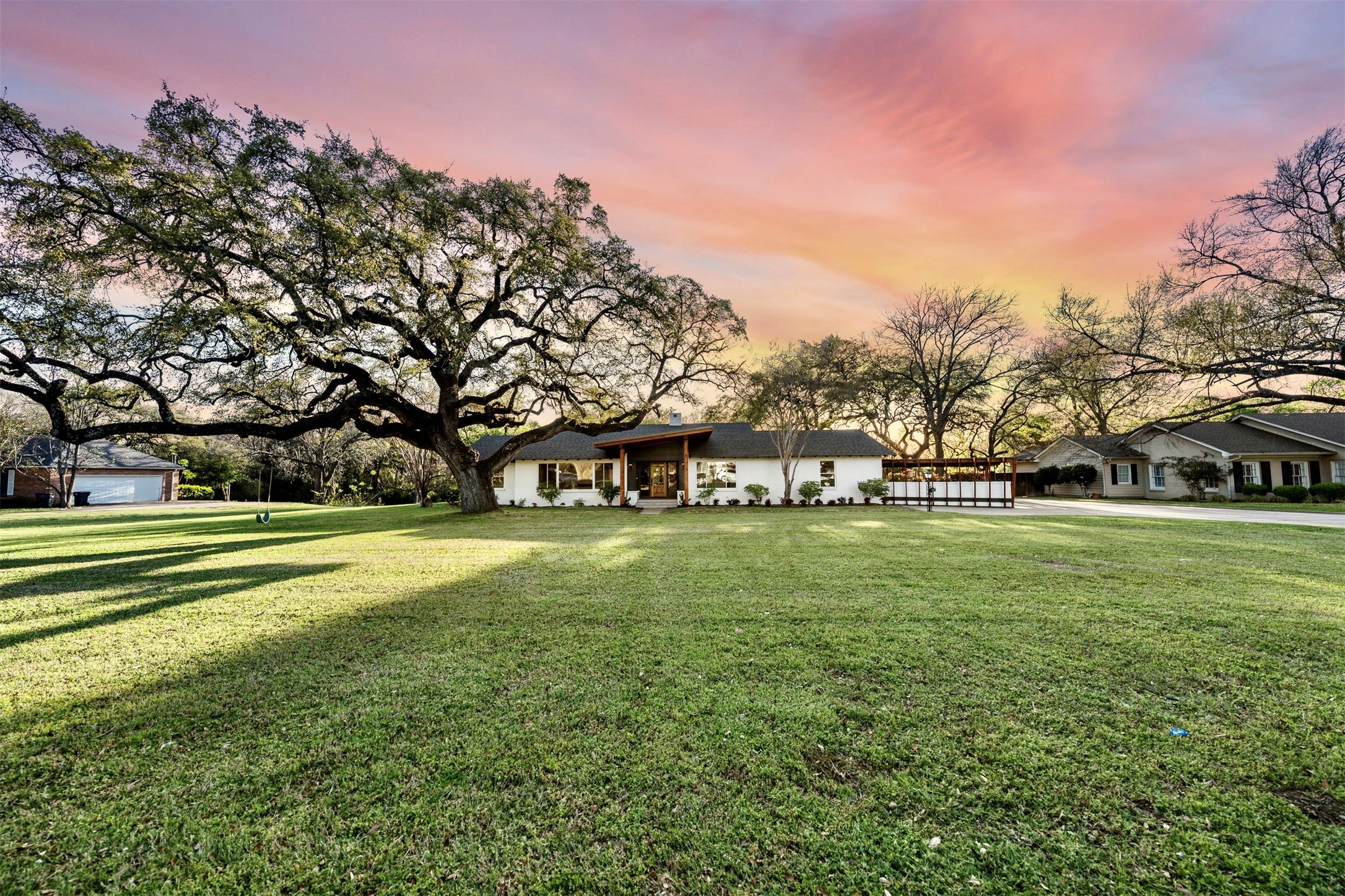3400 Macarthur Drive