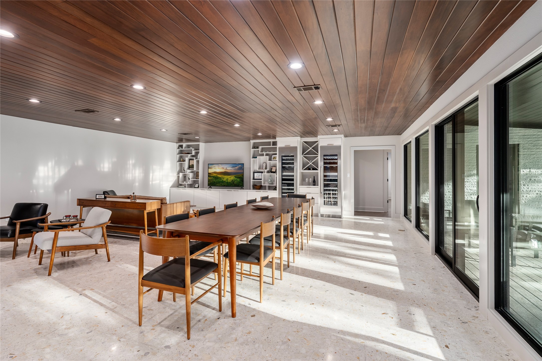 3400 Macarthur Drive
