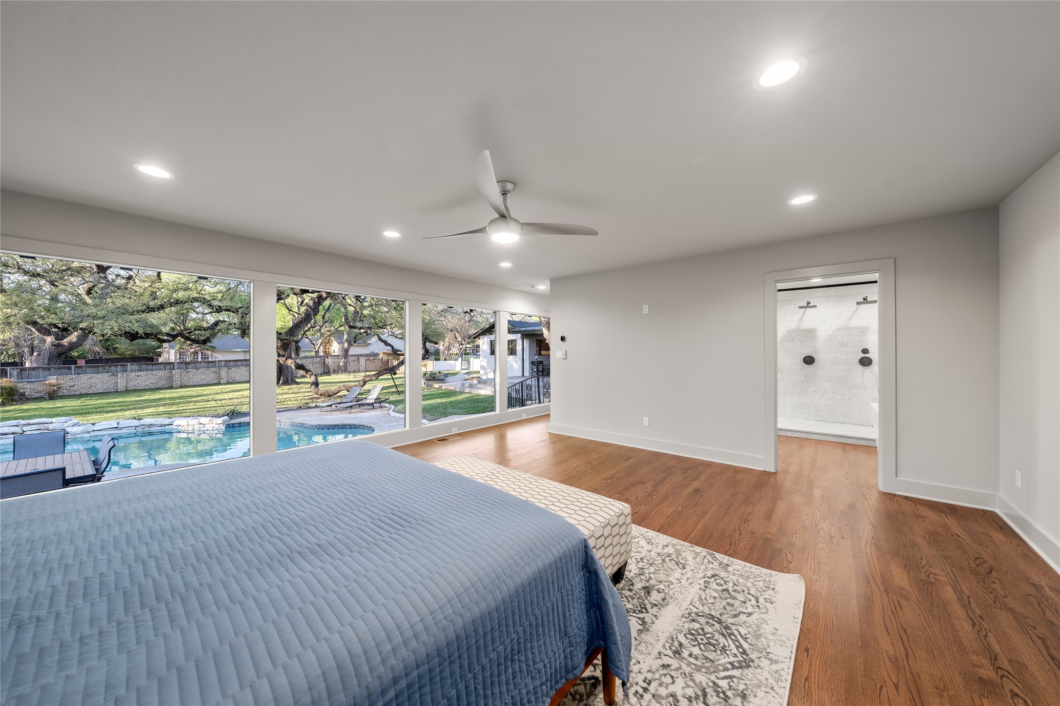 3400 Macarthur Drive