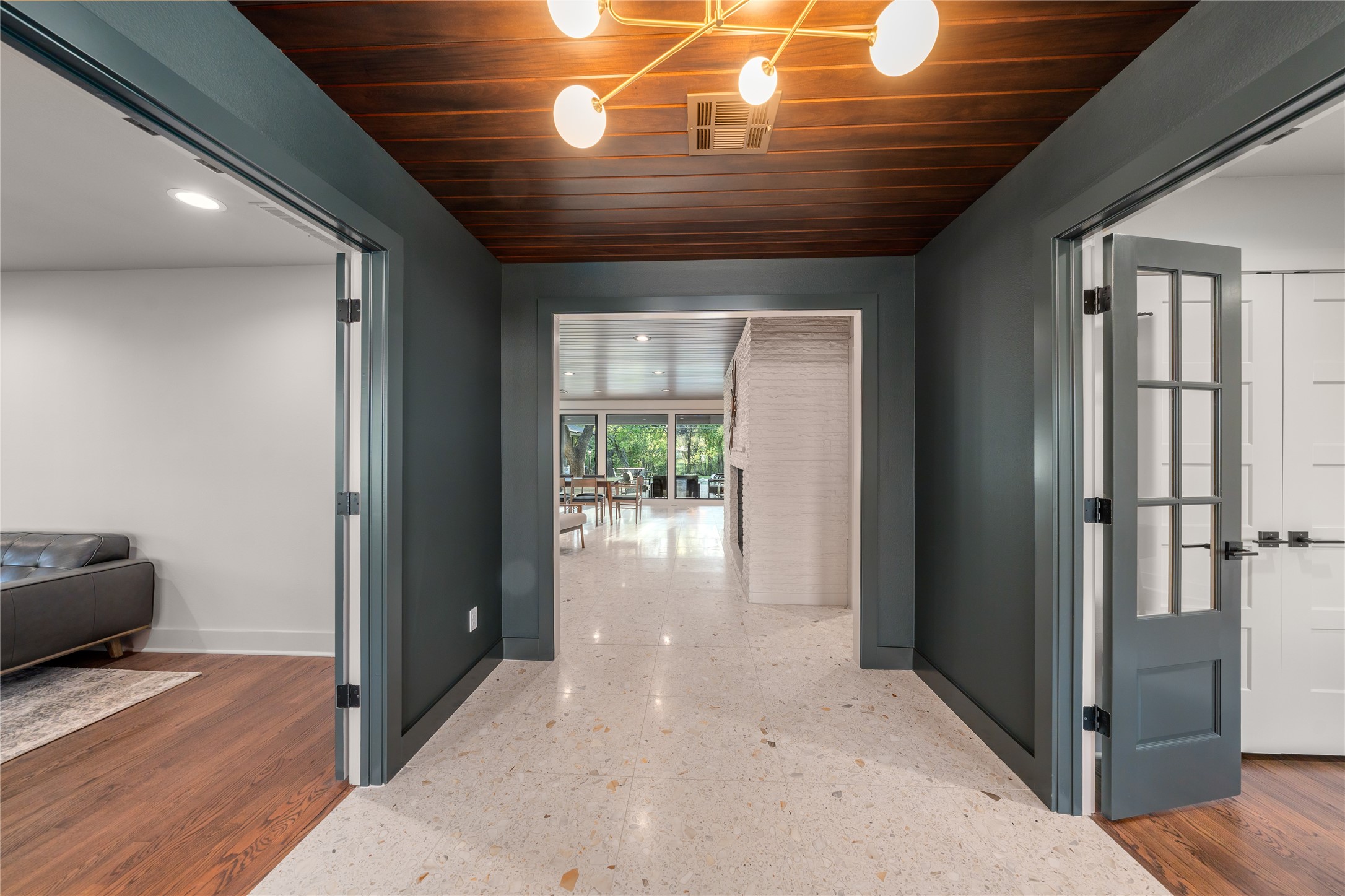 3400 Macarthur Drive