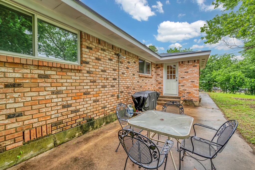 7741 Fairway Road