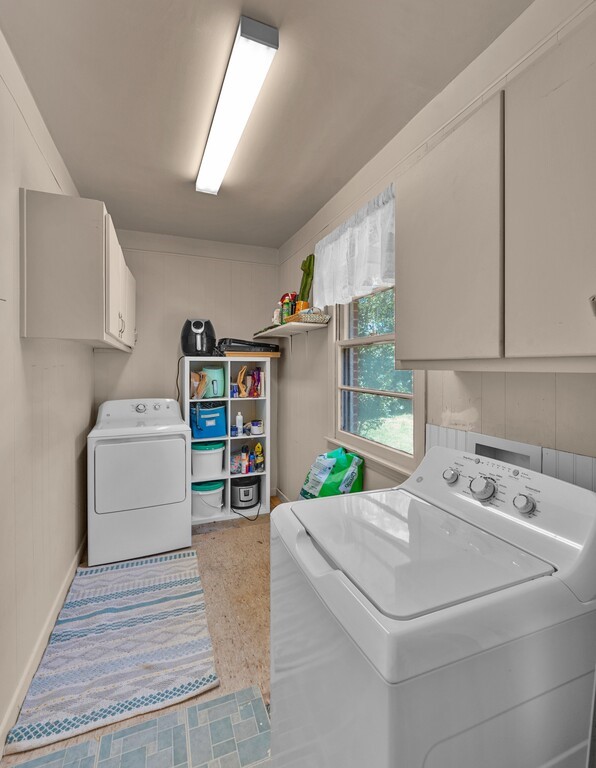 421 Bellaire Drive