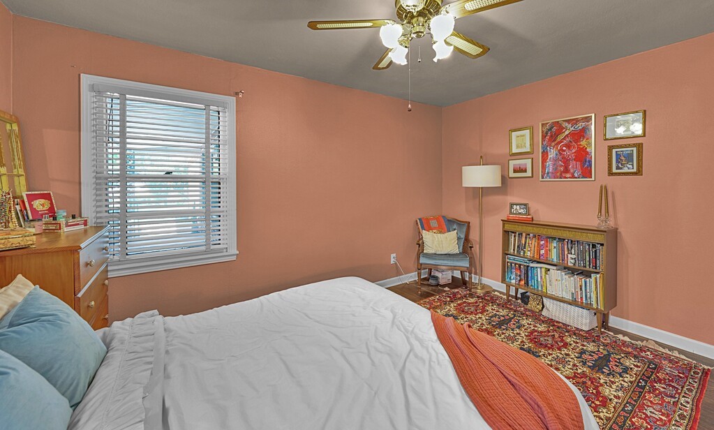 421 Bellaire Drive