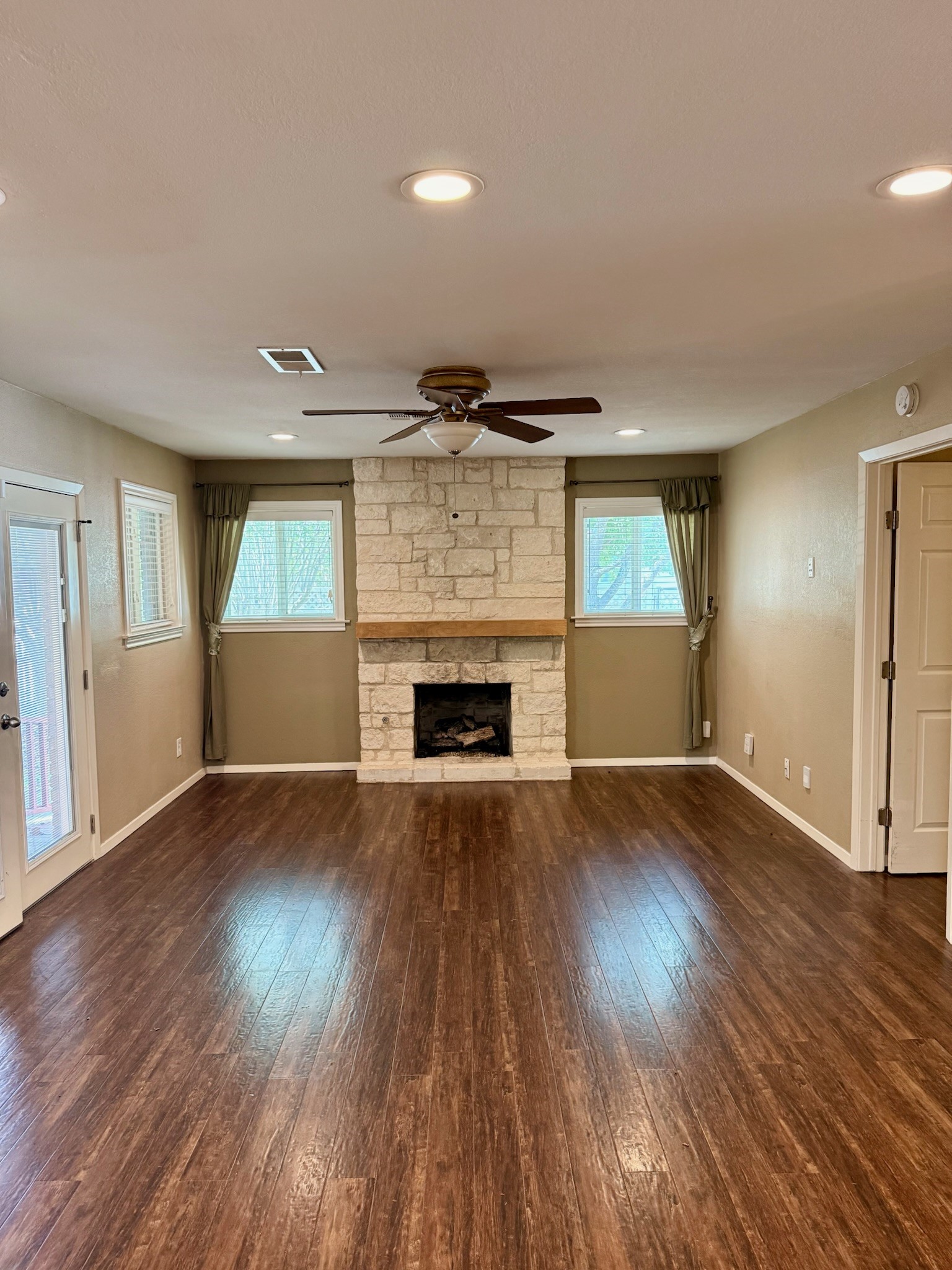 1732 Hilltop Drive