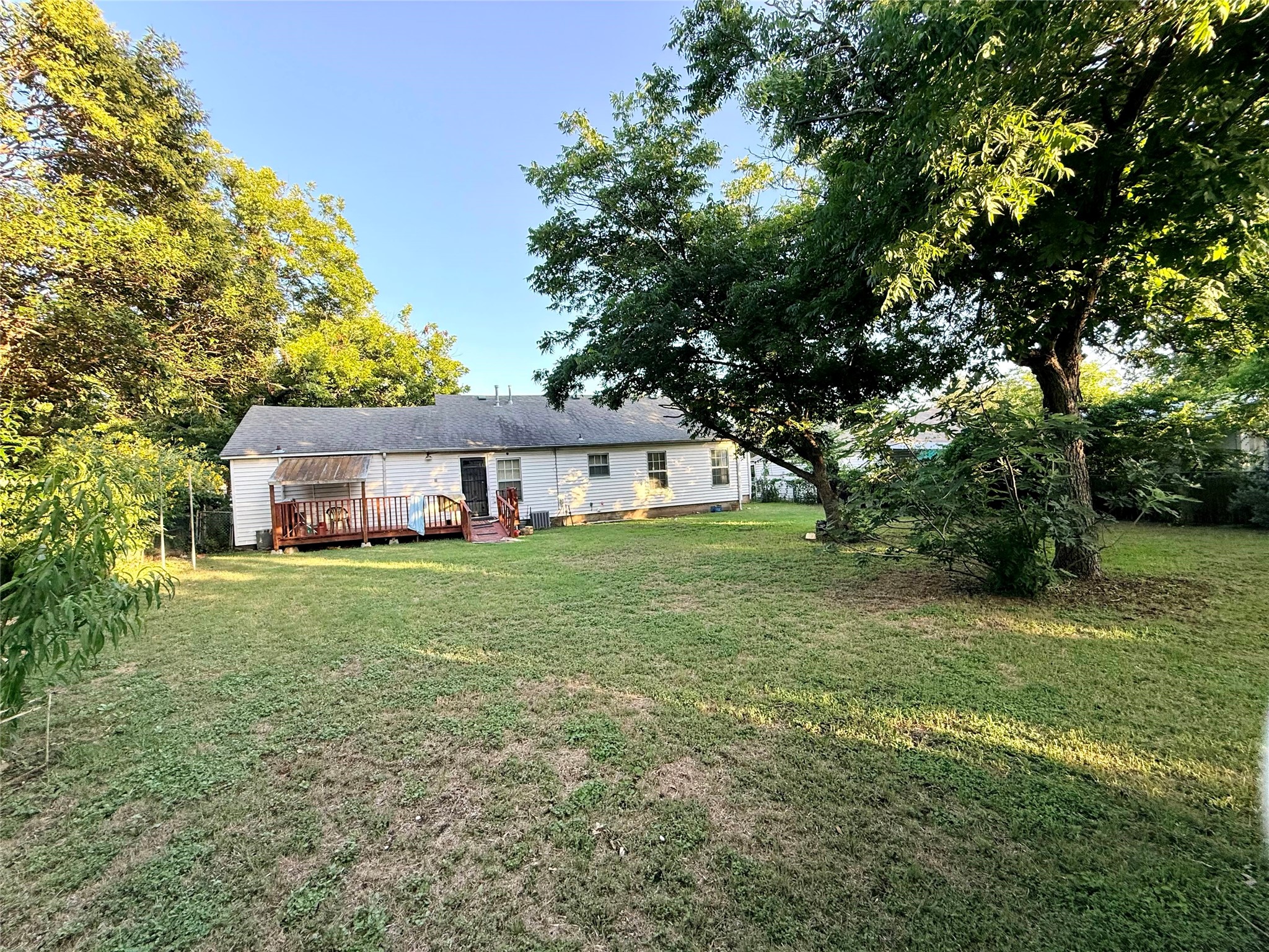 3321 Herring Avenue