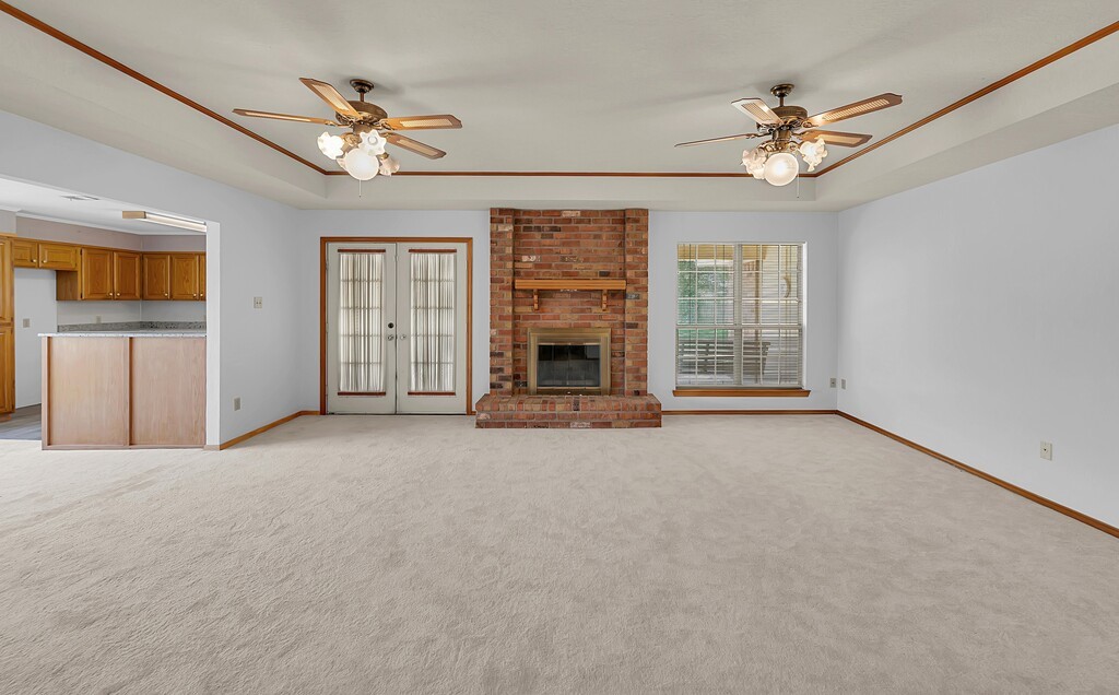 600 Lyndon Drive