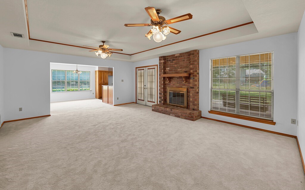 600 Lyndon Drive