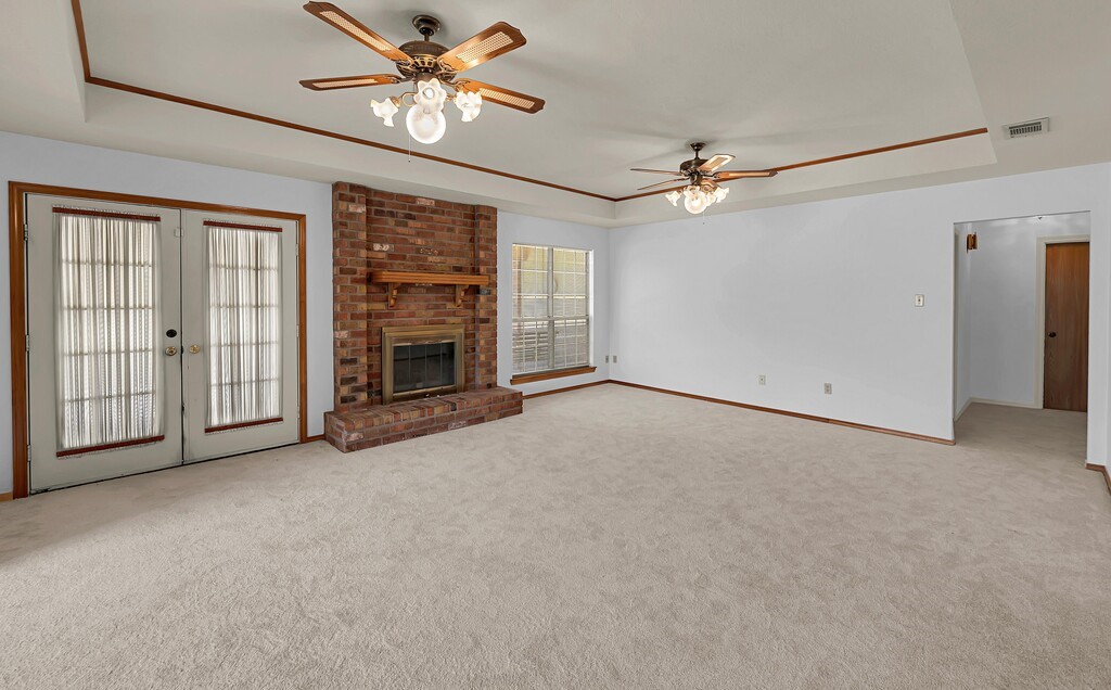 600 Lyndon Drive