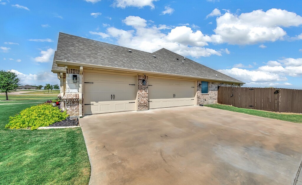 279 Sportsman Drive