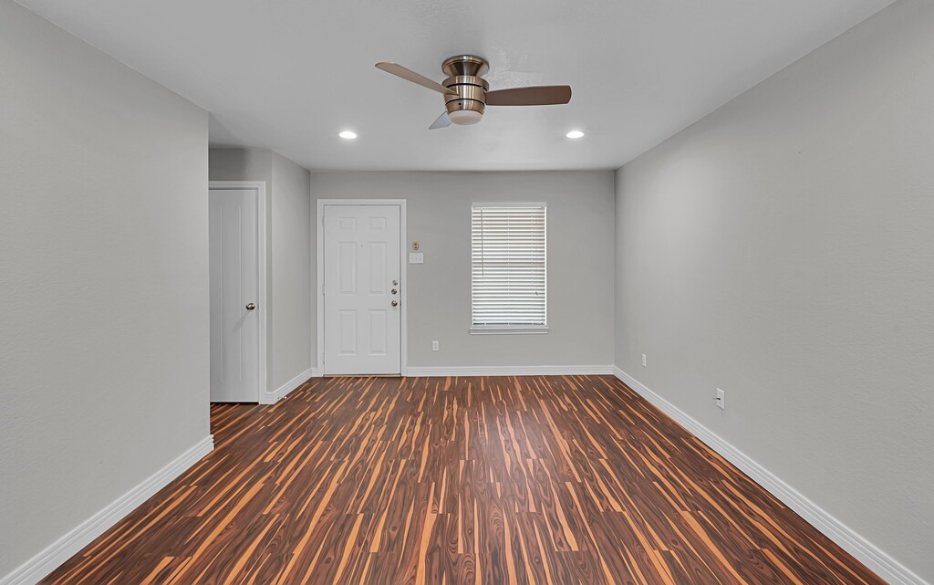 1362 S 12th Street 22