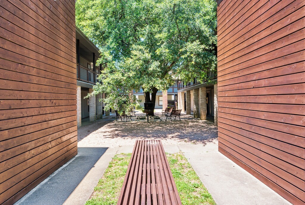 1362 S 12th Street 22