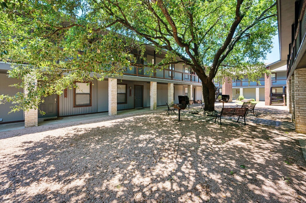 1362 S 12th Street 22