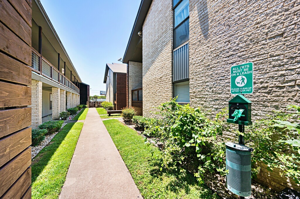 1362 S 12th Street 22