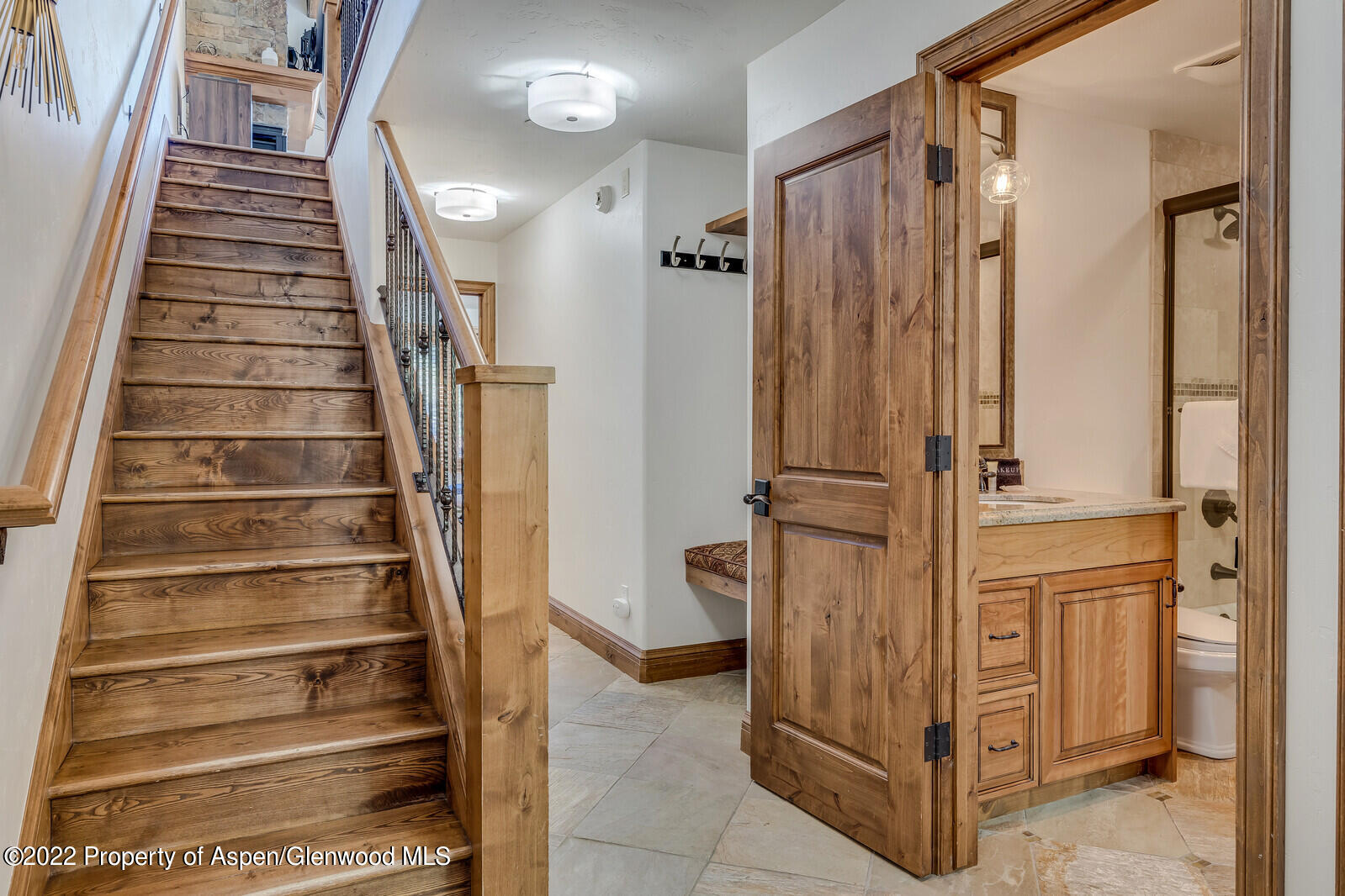 400 Wood Road Unit: 2209E