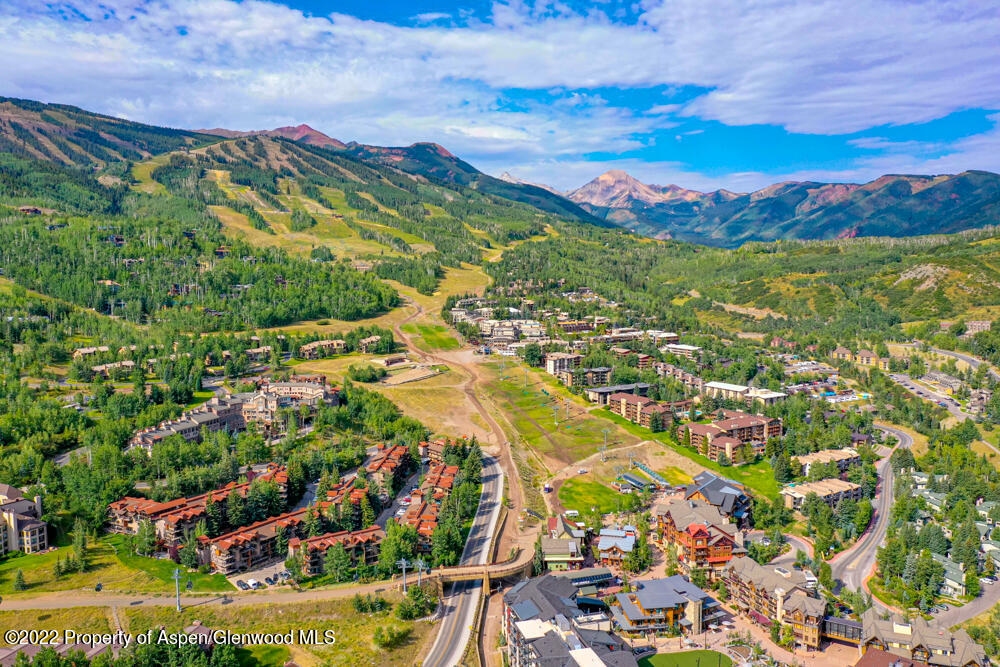 400 Wood Road Unit: 2209E
