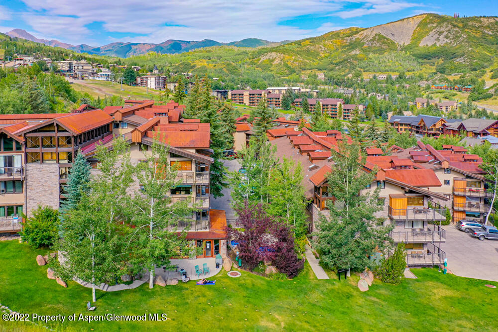 400 Wood Road Unit: 2209E