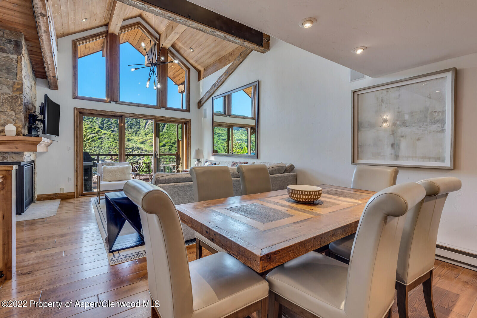 400 Wood Road Unit: 2209E