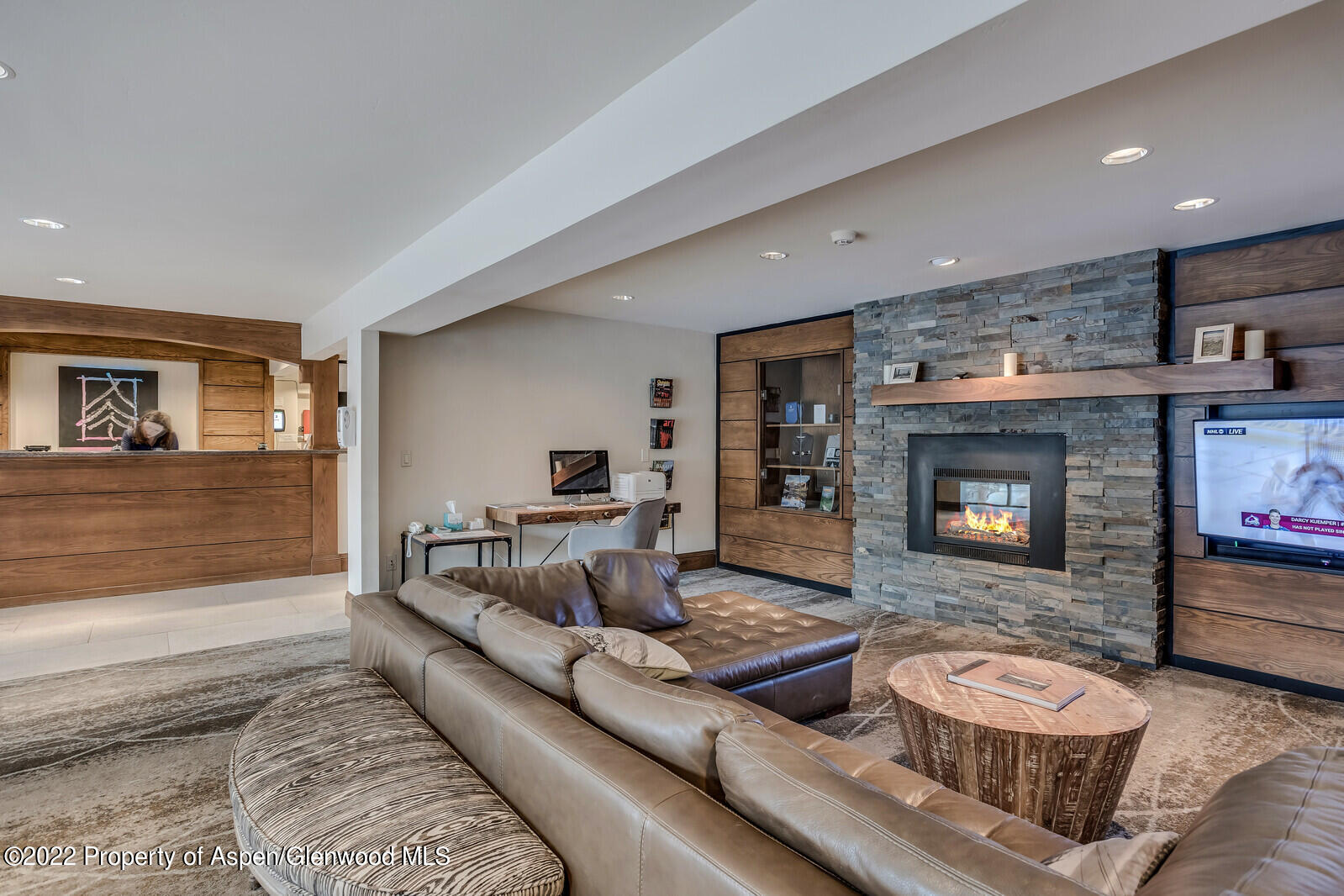 400 Wood Road Unit: 2209E