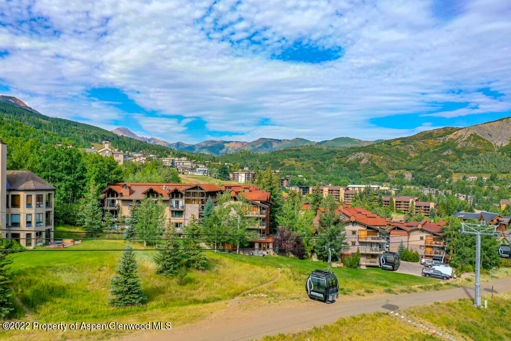 400 Wood Road Unit: 2209E