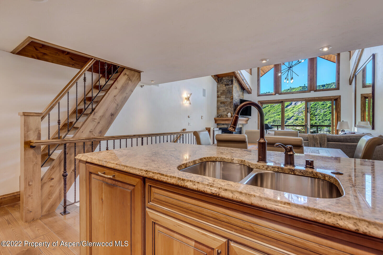 400 Wood Road Unit: 2209E