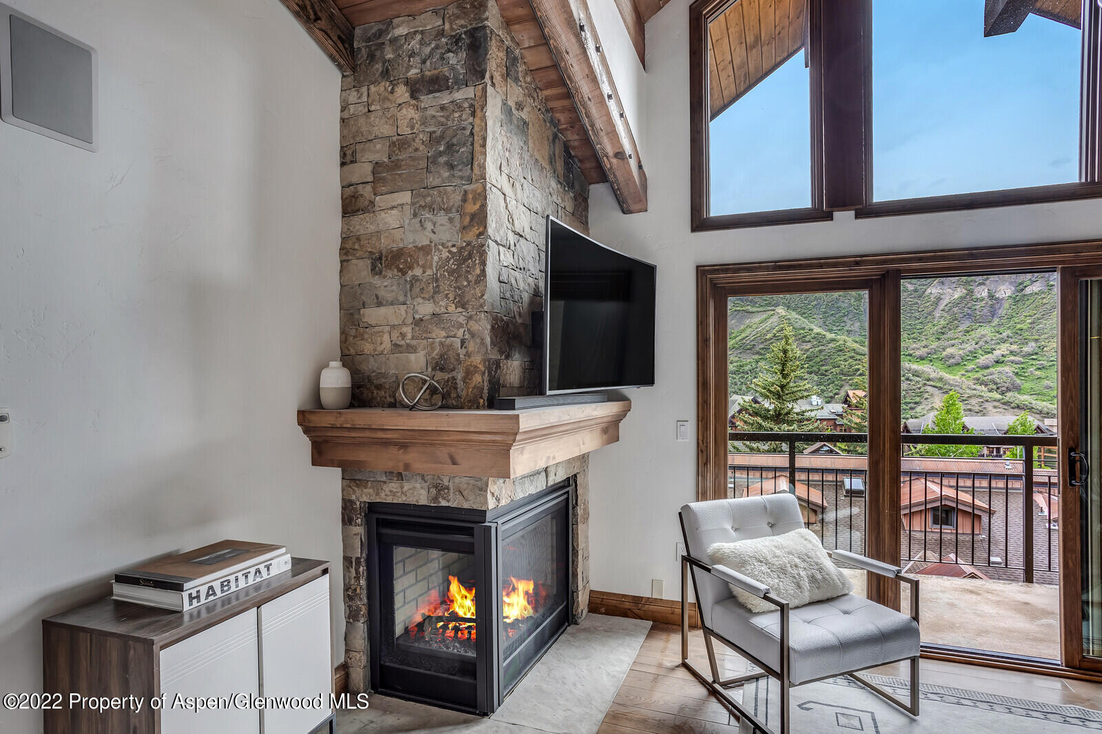 400 Wood Road Unit: 2209E