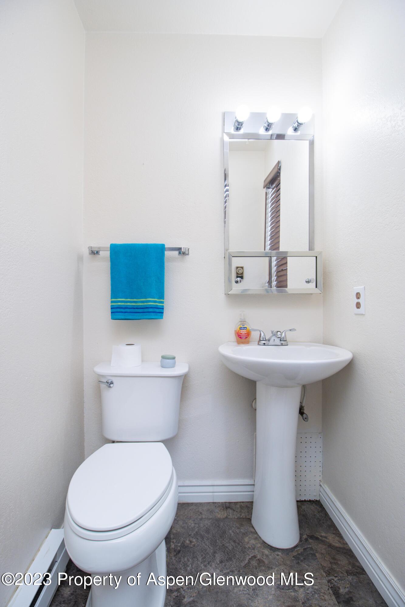 2600 S Oakhurst Court Unit: 32