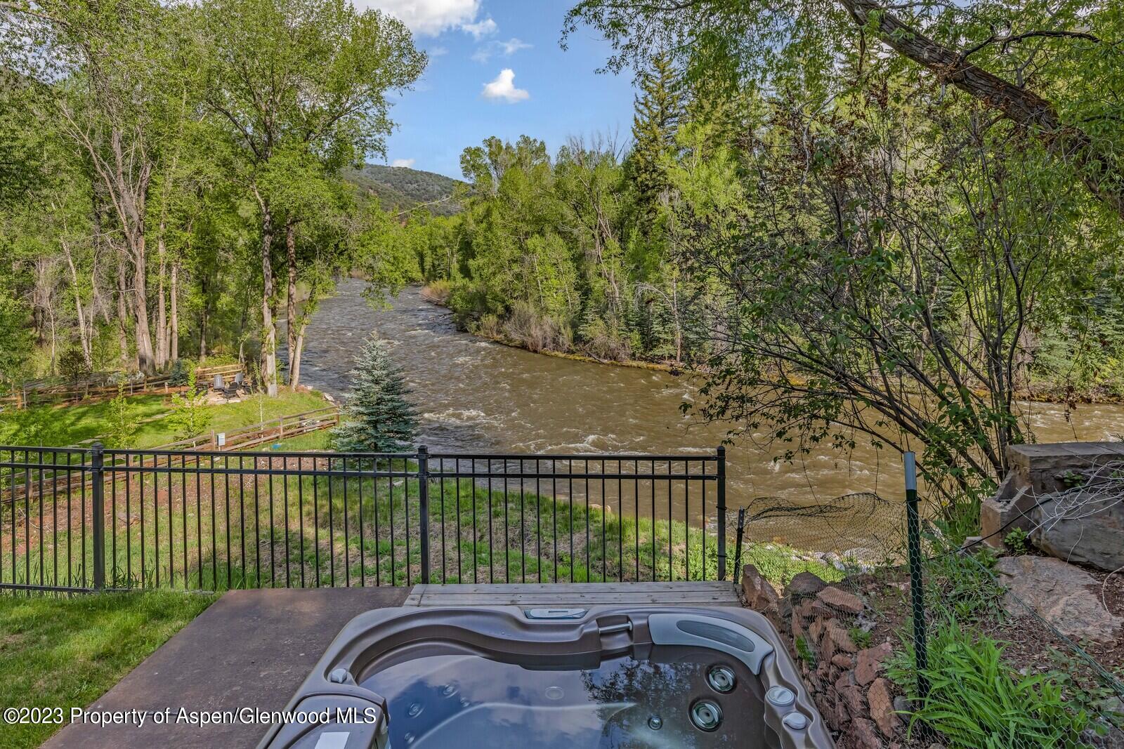 70 RIVER BEND Road