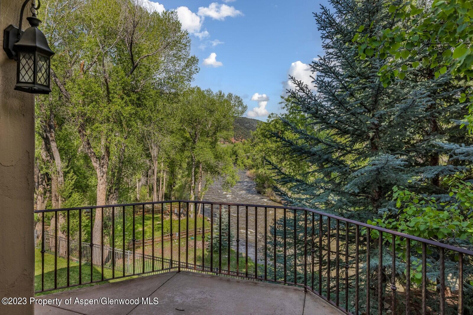 70 RIVER BEND Road