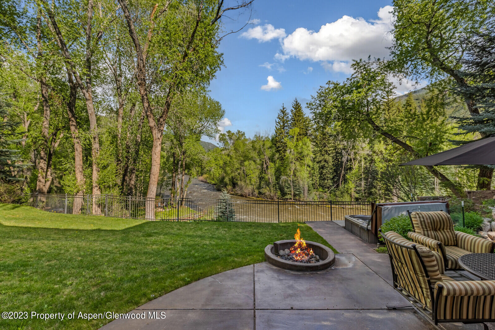 70 RIVER BEND Road