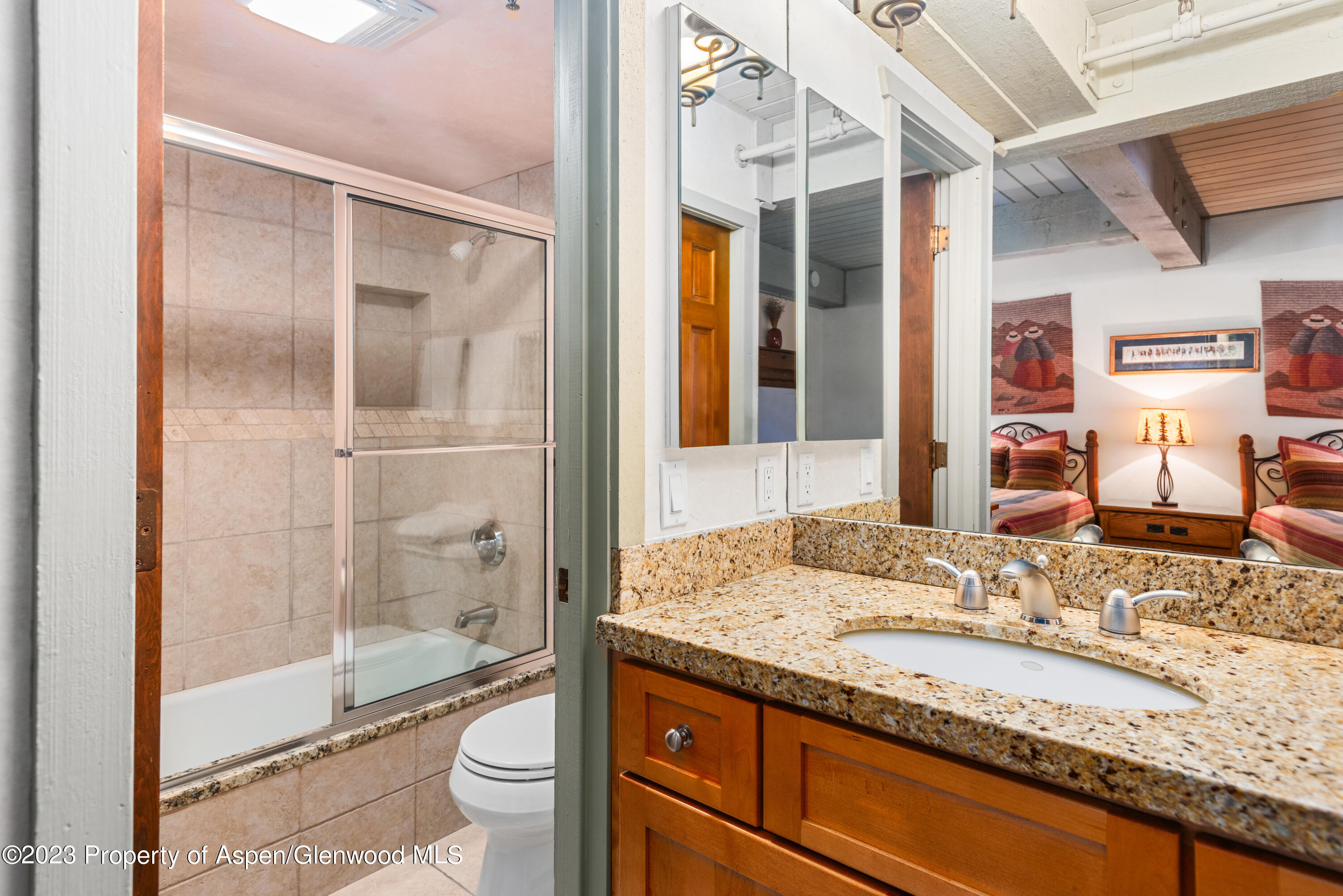 360 Wood Road, Unit 209