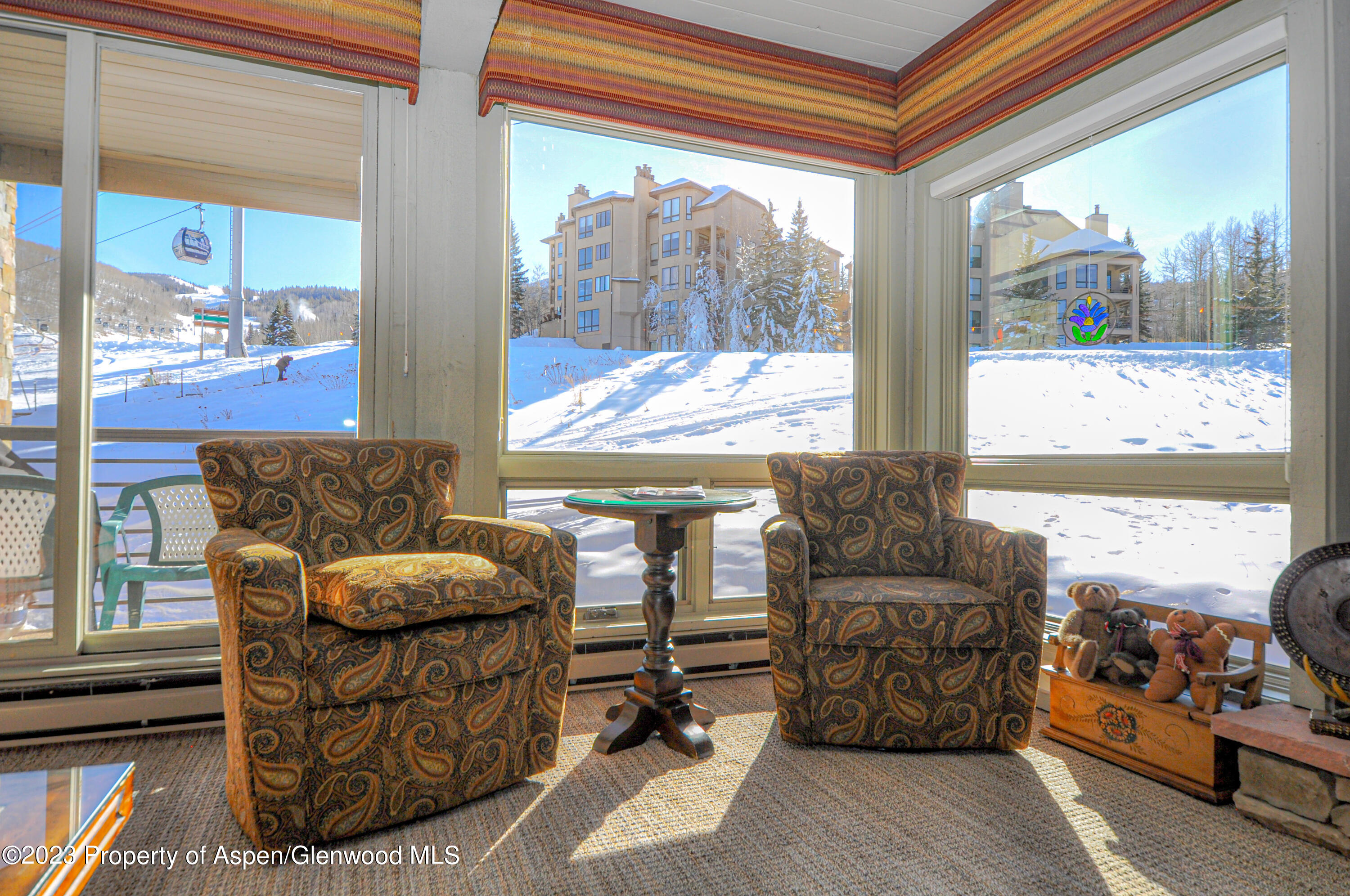 360 Wood Road, Unit 209
