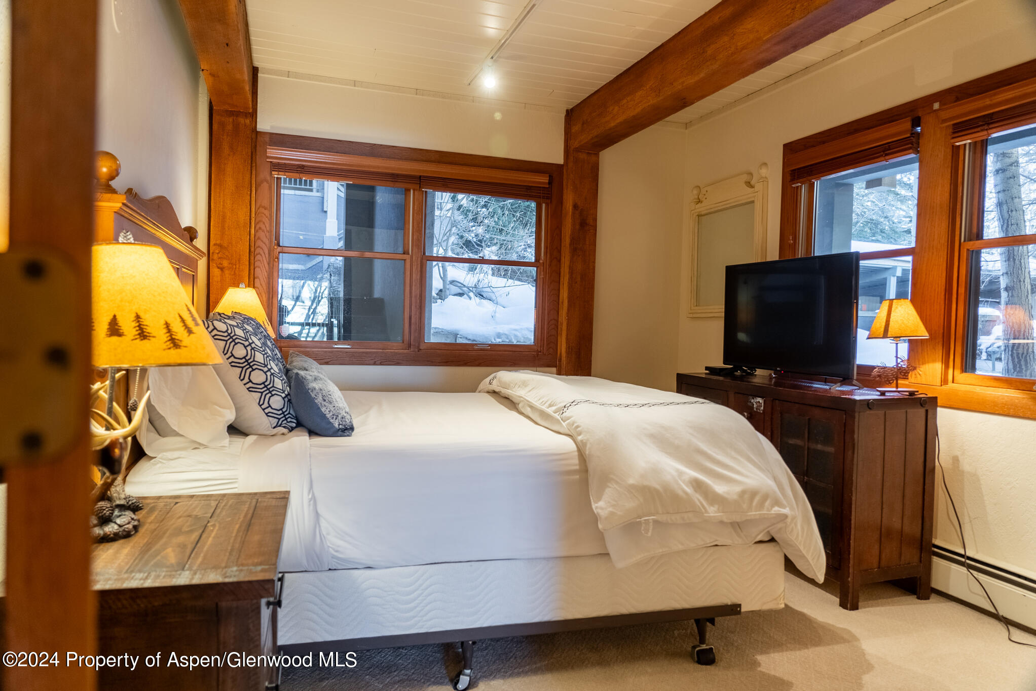 855 Carriage Way Unit: 201