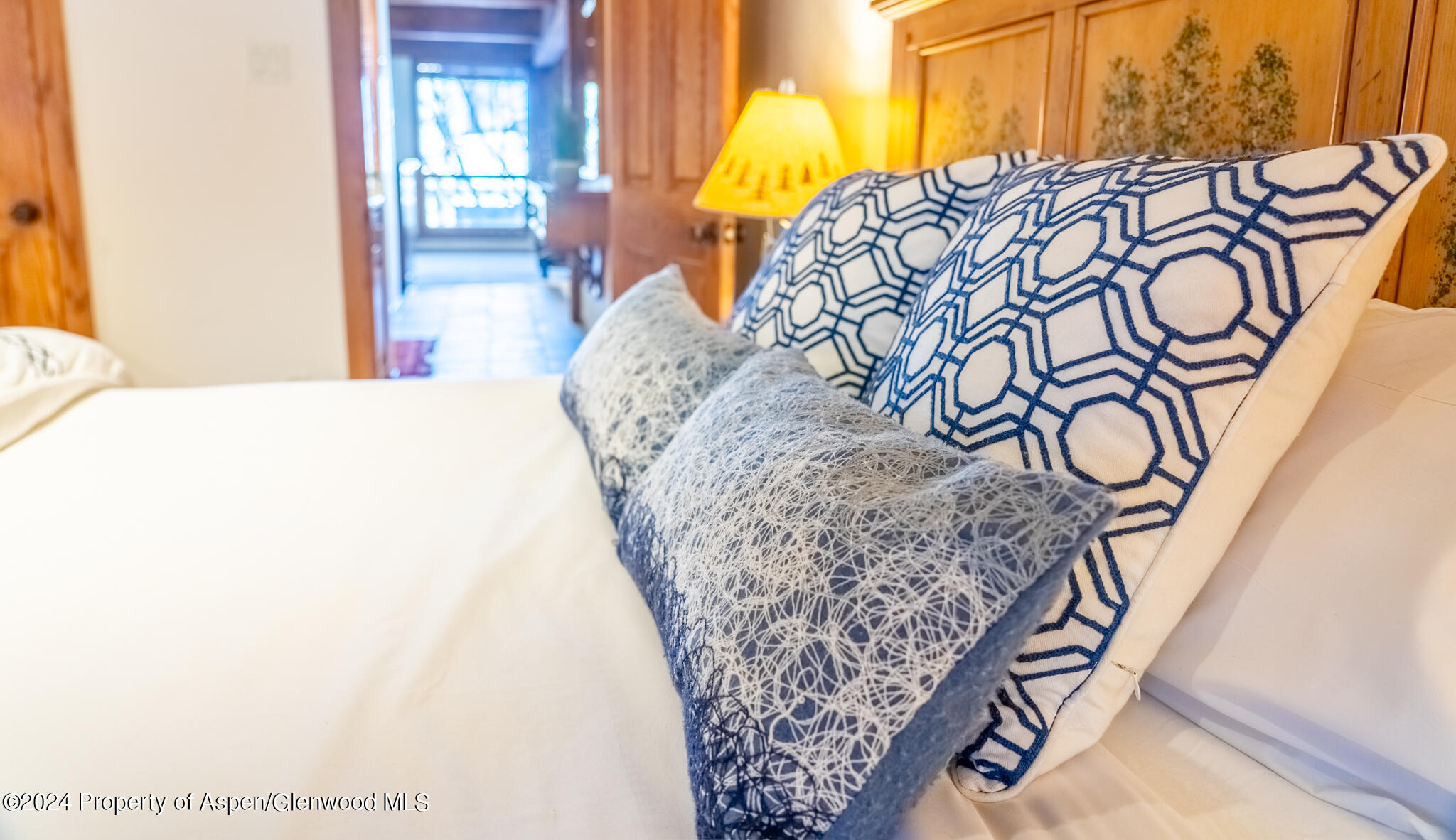 855 Carriage Way Unit: 201