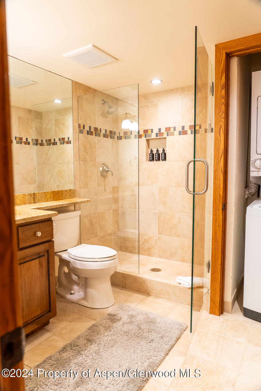 855 Carriage Way Unit: 201