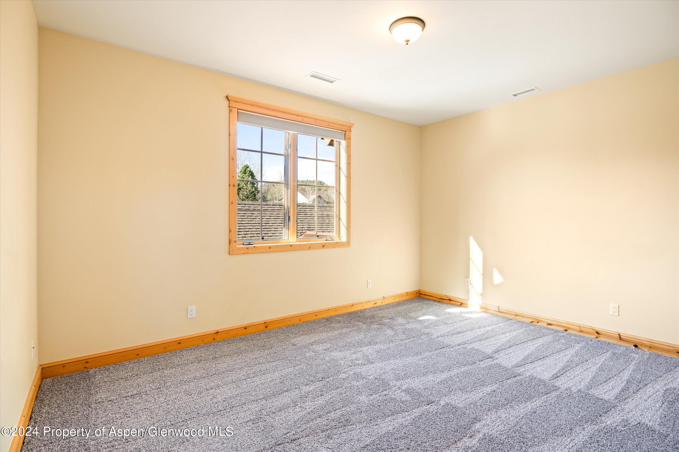 1180 Heritage Drive