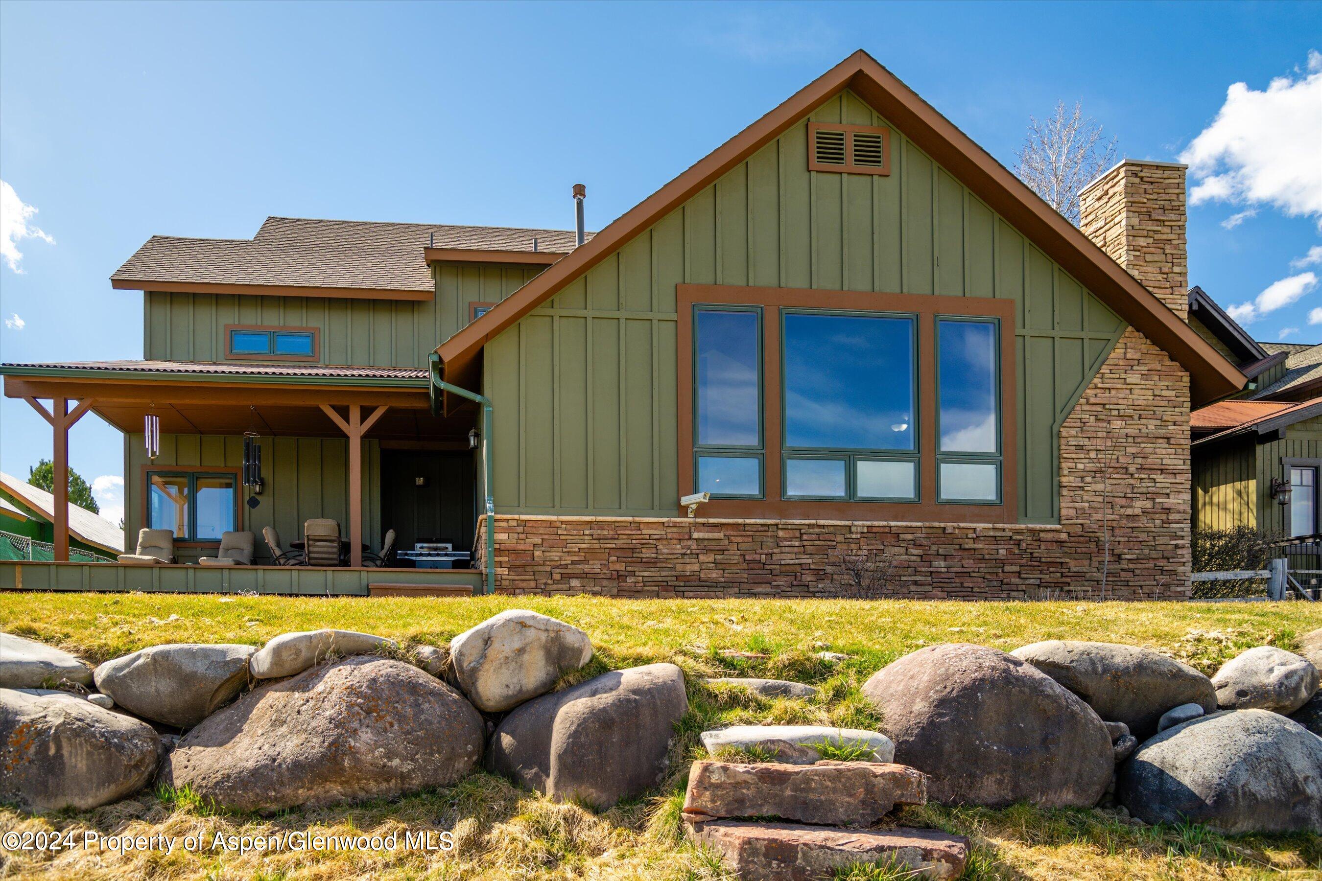 1180 Heritage Drive
