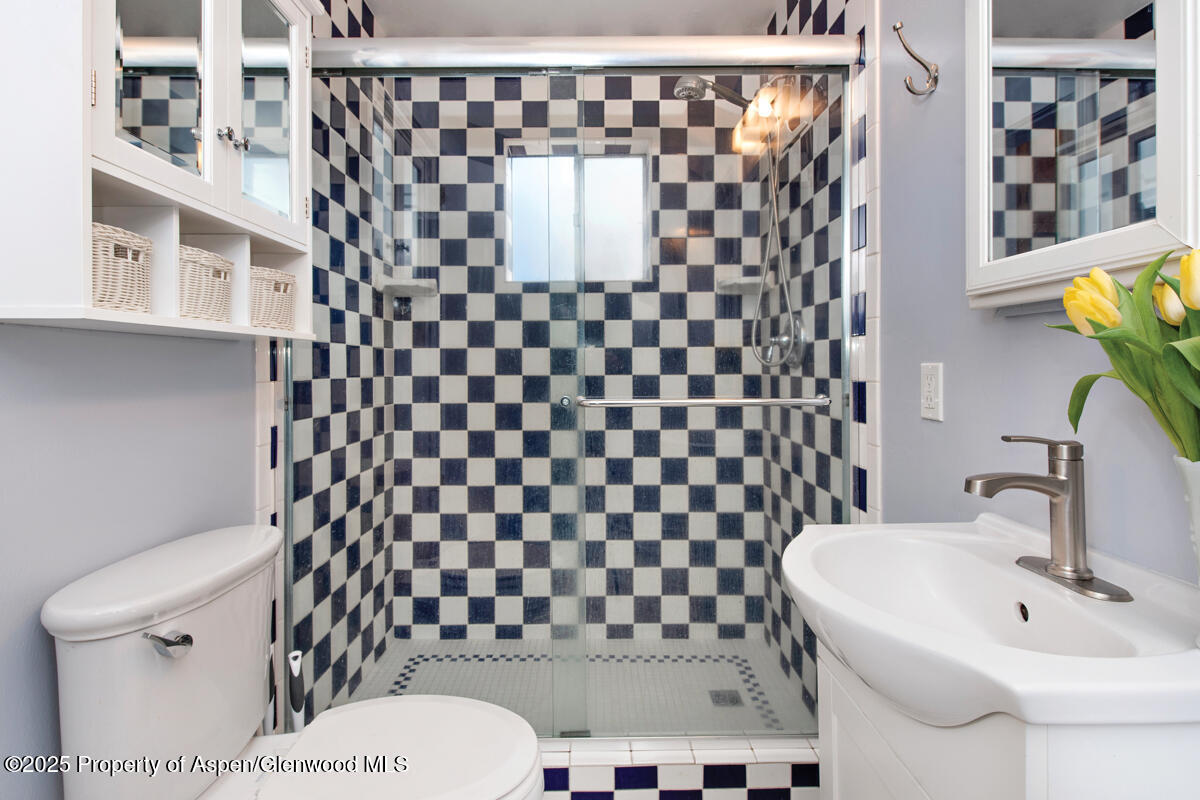 203 E Homestead Drive