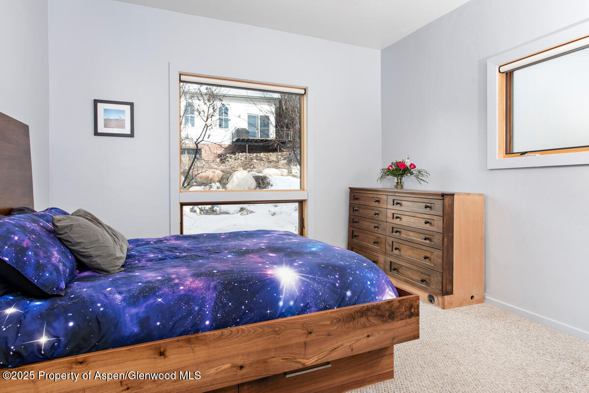 203 E Homestead Drive