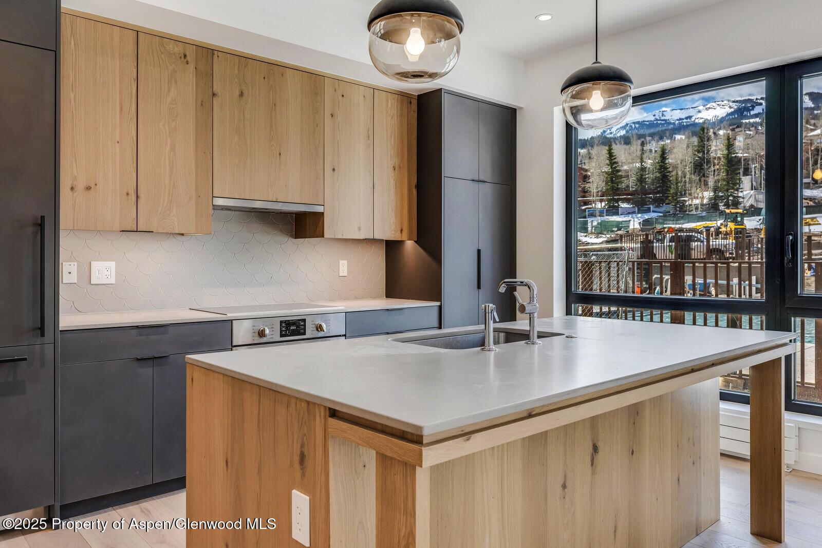 119 Wood Road, 101